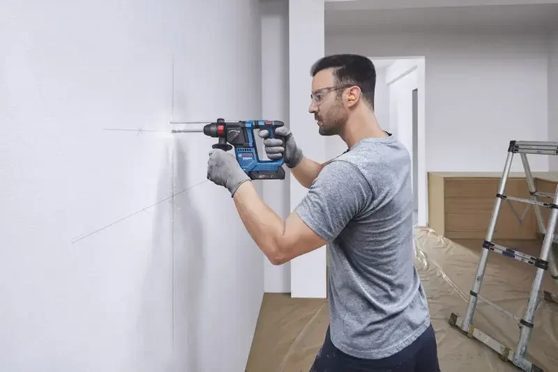BOSCH GBH 18V-18 Akku-Bohrhamm – Power Tools Professional Bewertung und Preis